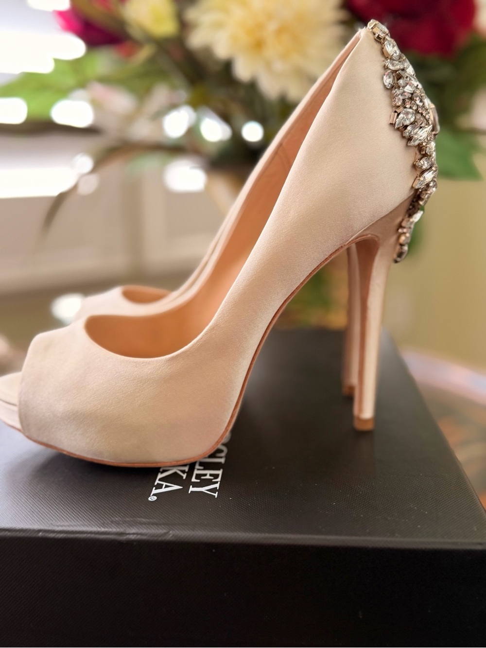 Badgley Mischka Kiara Embellished Peep Toe Heels - SZ 6.5 Women's